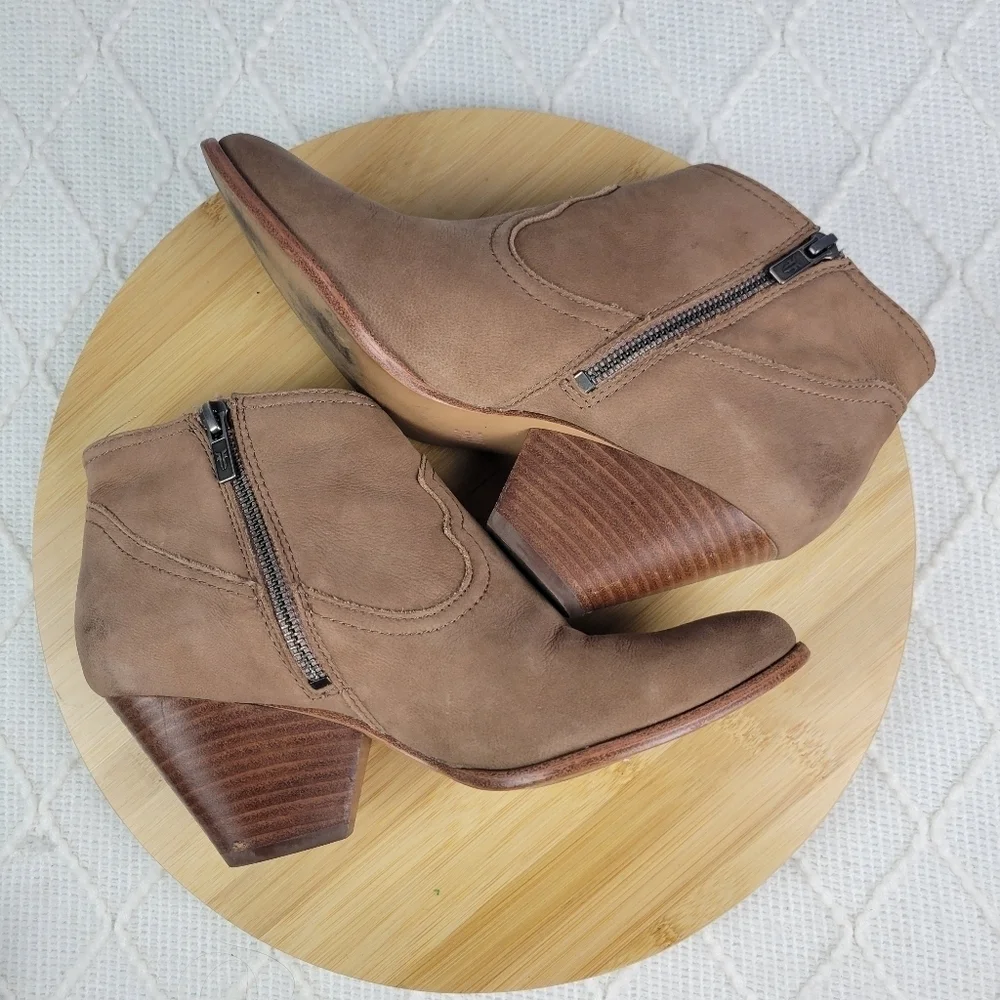Frye excellent leather